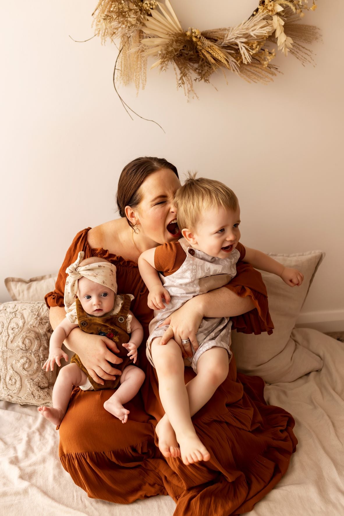 Photo of Ana and her two children taken by Serena Jones Photography